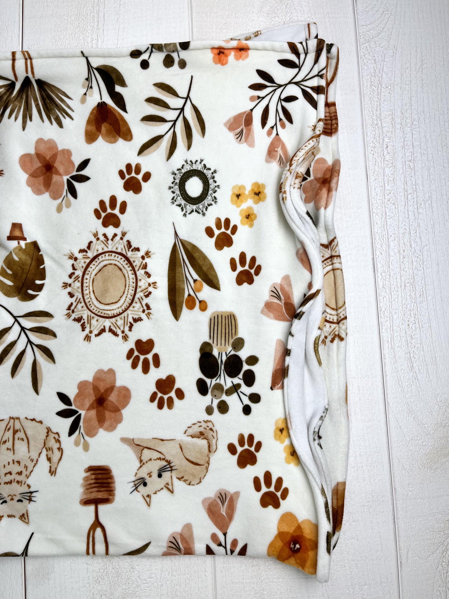 Couverture magiks - Chats boho (Couture irrégulière qui courbe)