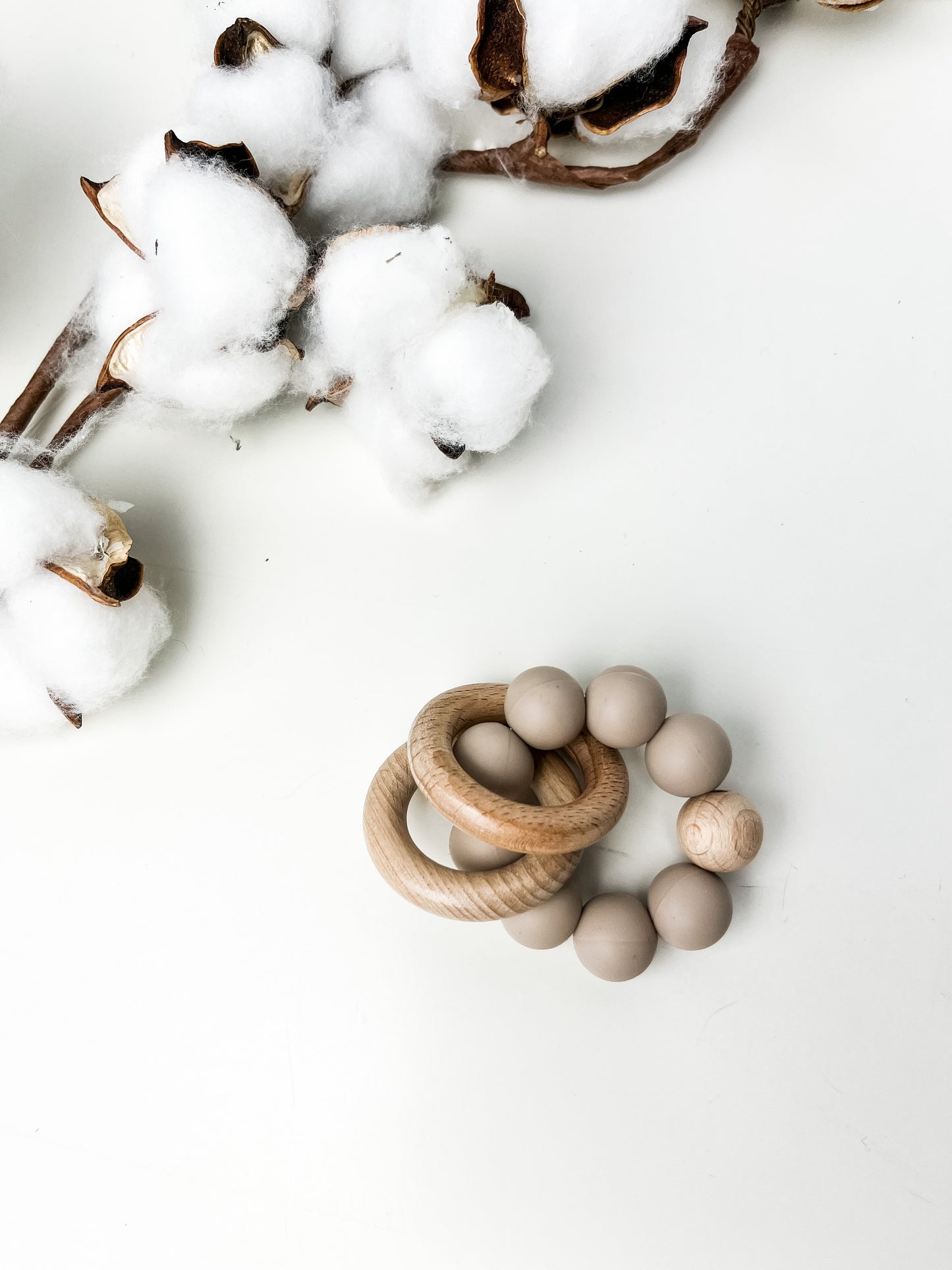 Jouet de dentition - Anneau bois beige