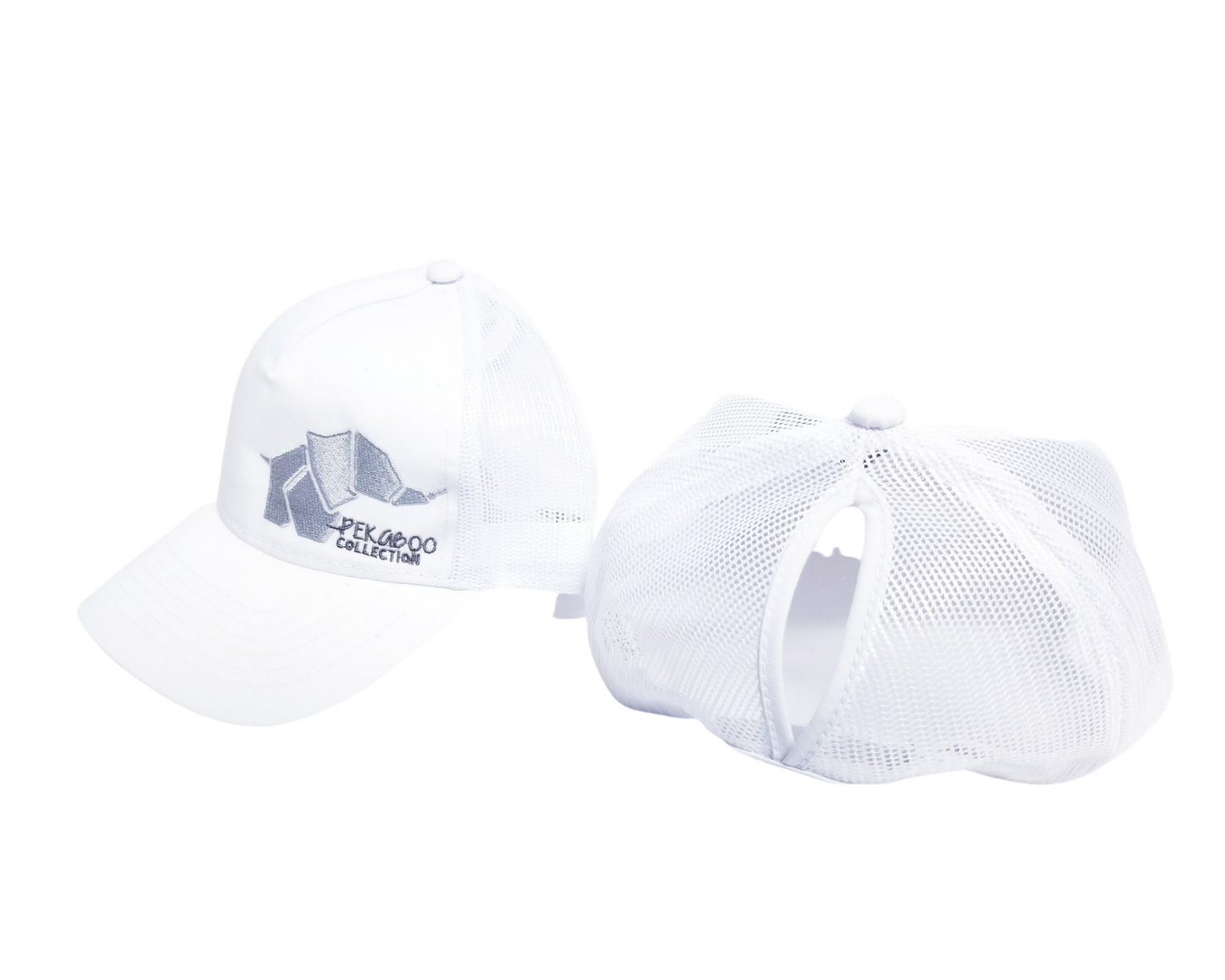 Casquette blanche pour femme avec ouverture pour chignon - Logo gris