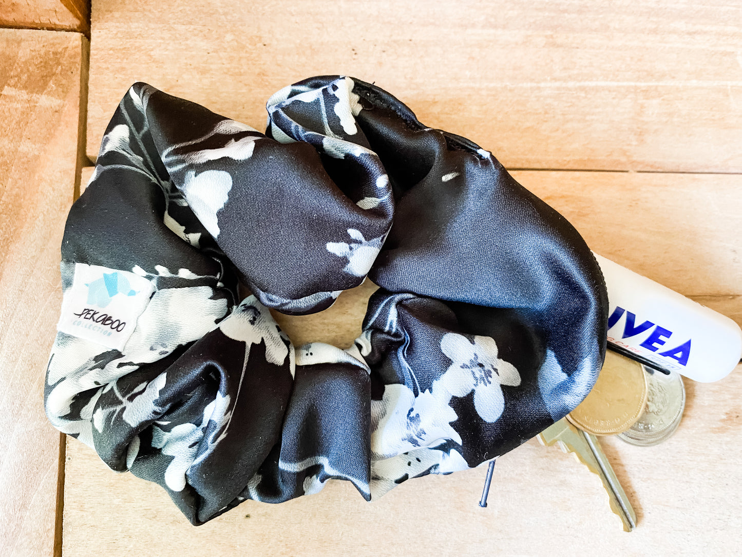 Chouchous à zip pochette - Fleuri noir & blanc