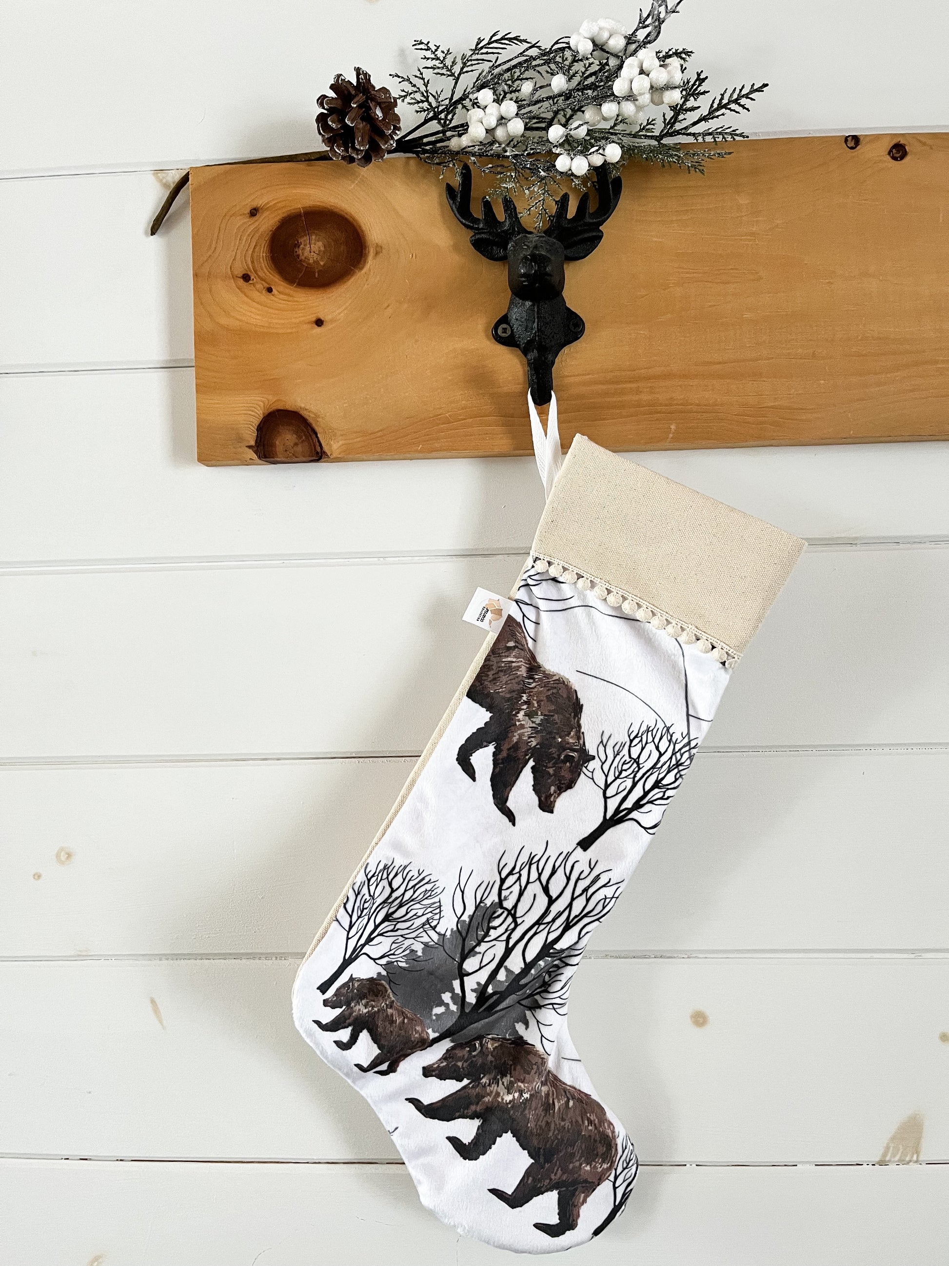 Porte-bas de Noël avec chiens, 7 x 4,5'' - Décors Véronneau Porte-bas de Noël avec chiens, 7 x 4,5'' - Décors Véronneau