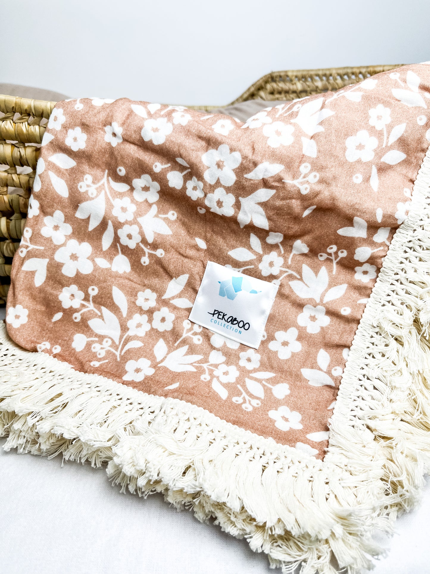 Couverture mousseline avec franges - Fleurs blanches