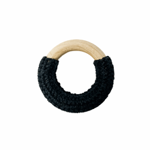 Charger l&#39;image dans la galerie, Jouet de dentition -Anneau tricot beige ou noir
